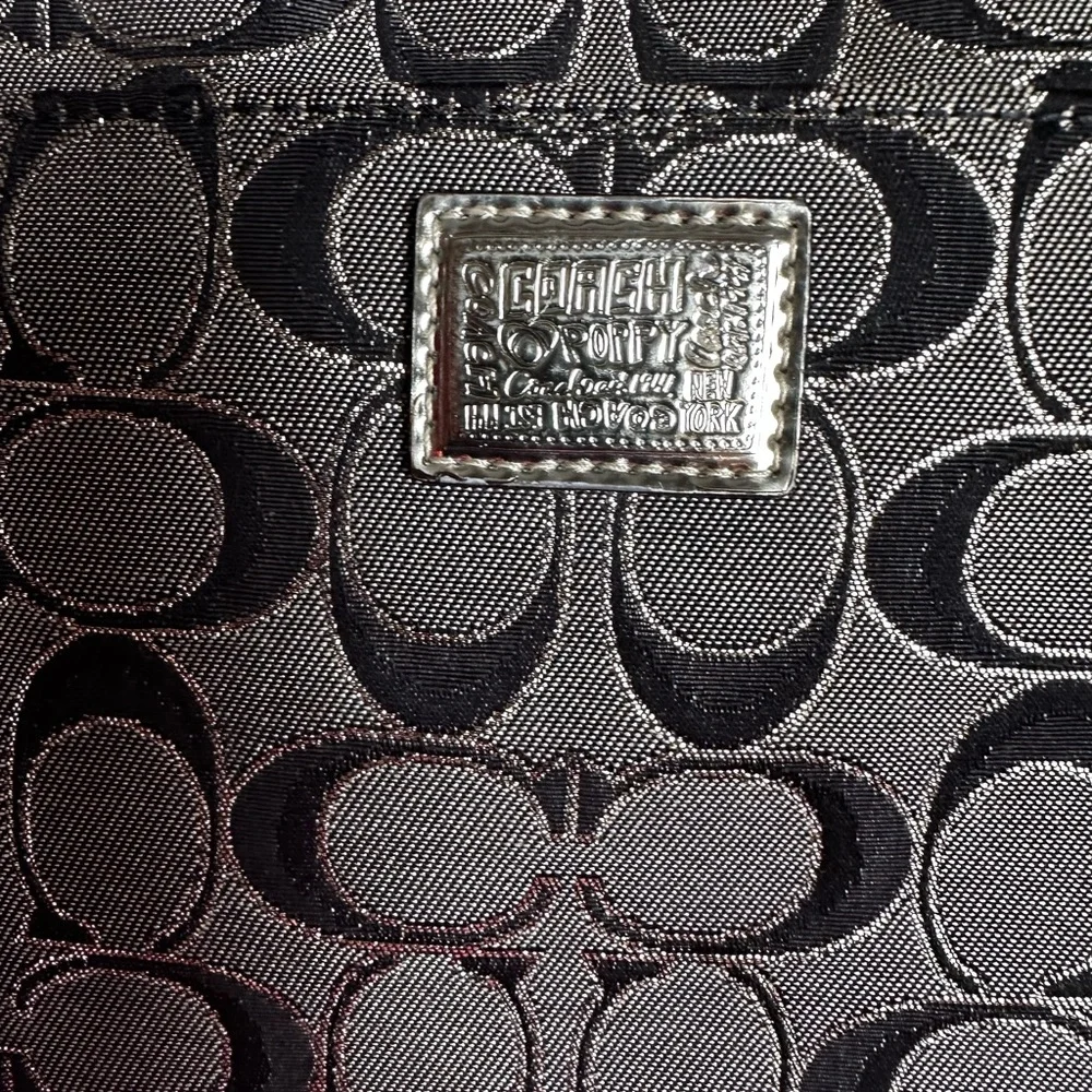 Coach tablet holder
